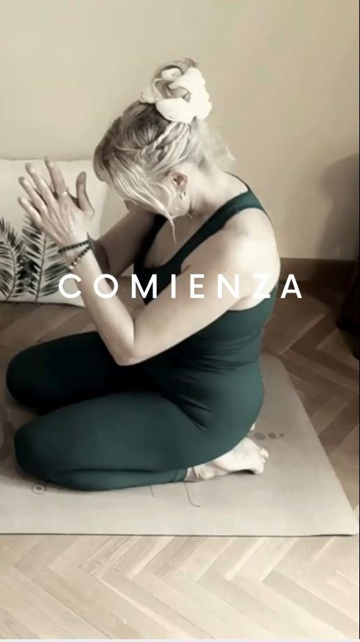 Marya Vázquez en yin yoga Althaia mindfulness meditación