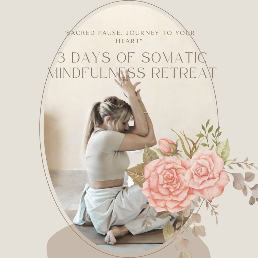 Marya Vázquez dressed in beige in the Gomukhasana yoga pose with arms in a Garudasana variation, or the “shoelace” arm variation, in Somatic Yoga Retreat classes of Yin Yoga Althaia.