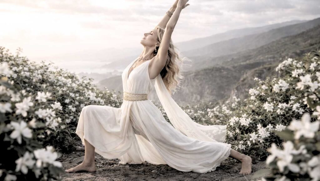 Thalionor of the Eternal Winds-yin-yoga-althaia (1) Mujer rubia vestida de blanco en la postura del dragón